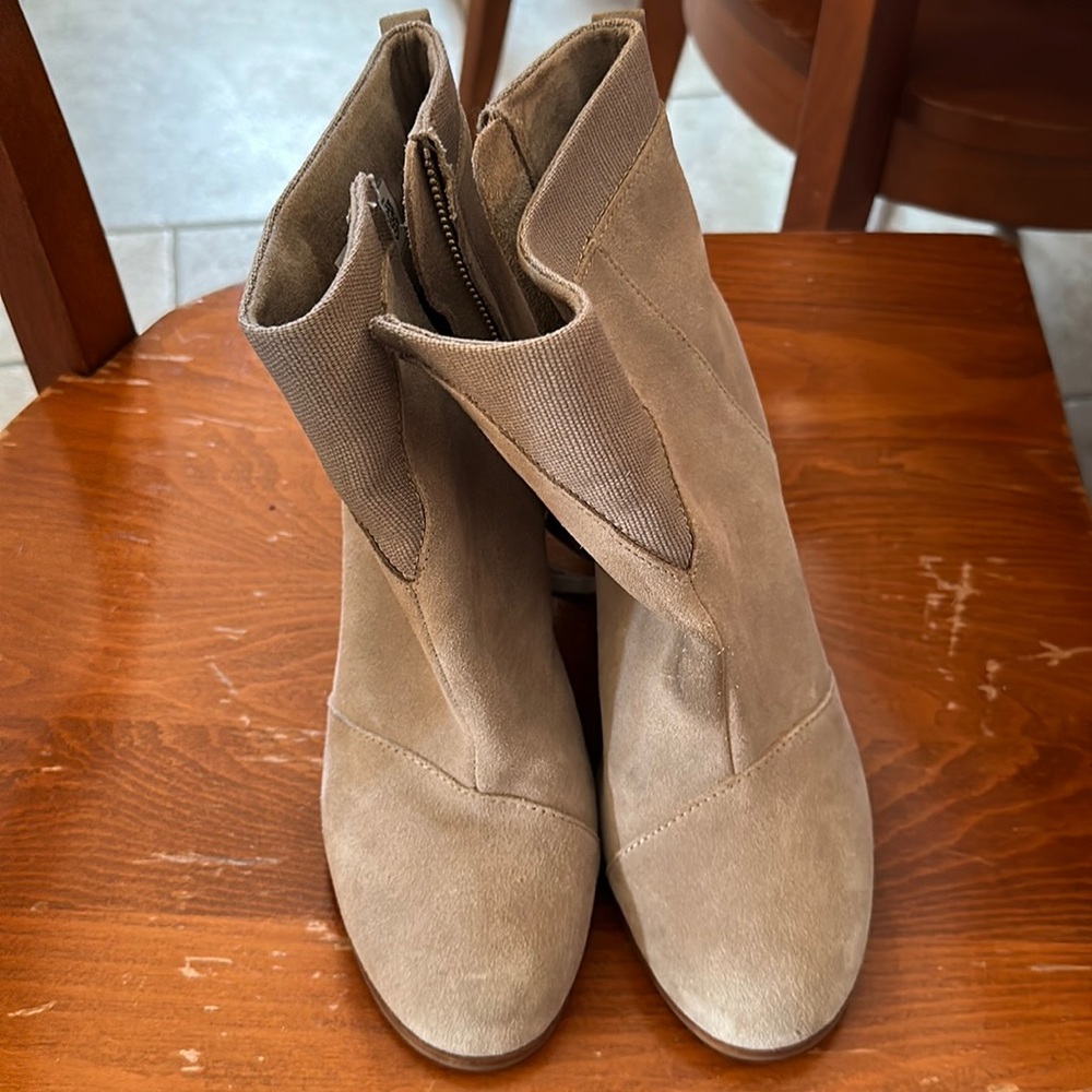Toms Lunata Tan Boots